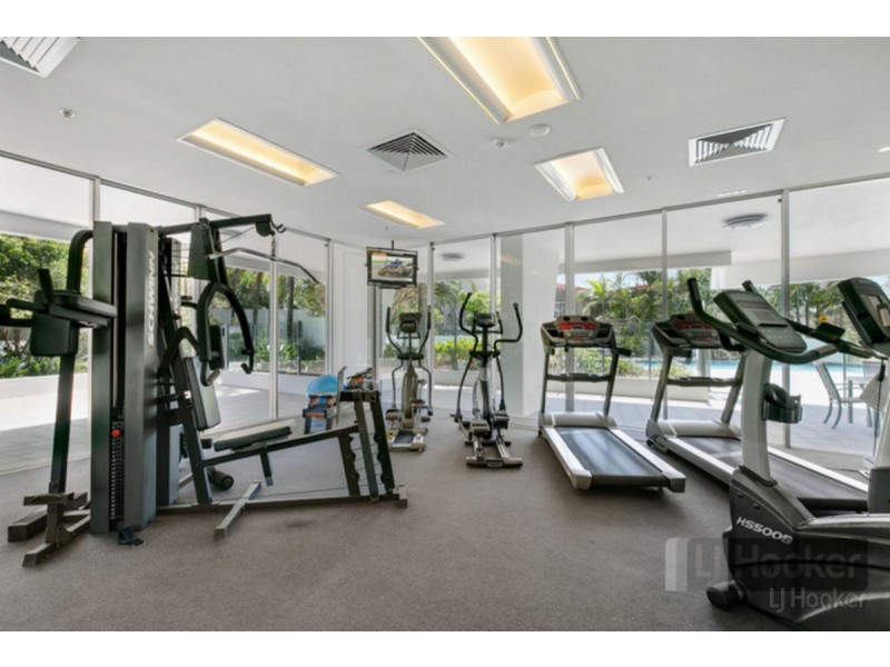 305/230 Marine Parade, Labrador QLD 4215