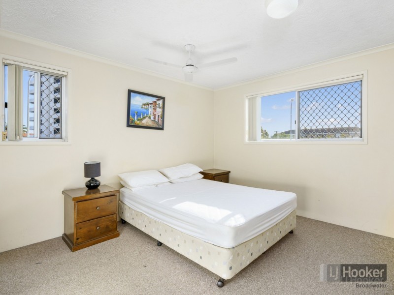 10/12 Whiting Street, Labrador QLD 4215