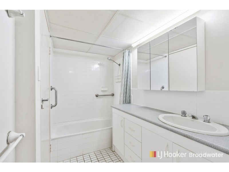 3/25 Pacific Street, Main Beach QLD 4217