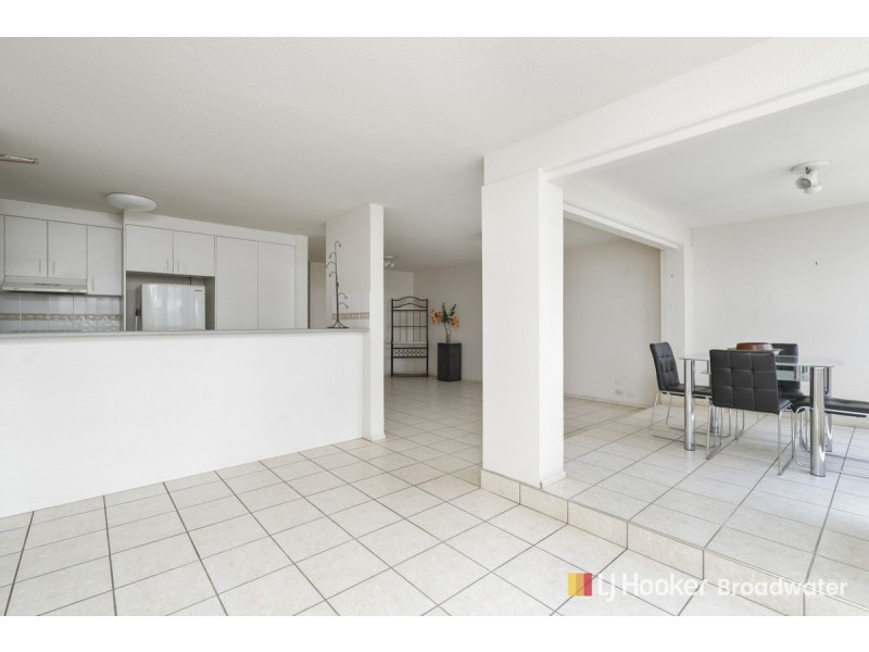 3/25 Pacific Street, Main Beach QLD 4217