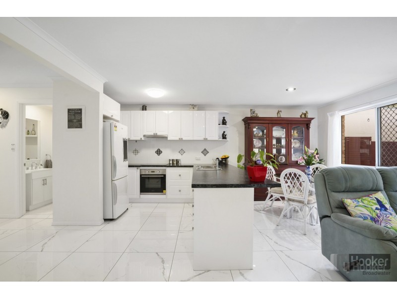 14/447 Pine Ridge Road, Runaway Bay QLD 4216