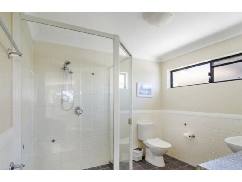 306/392-398 Marine Parade, Labrador QLD 4215