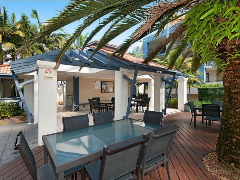 306/392-398 Marine Parade, Labrador QLD 4215