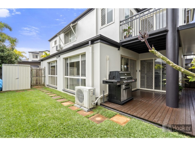 80/88-98 Limetree Parade, Runaway Bay QLD 4216