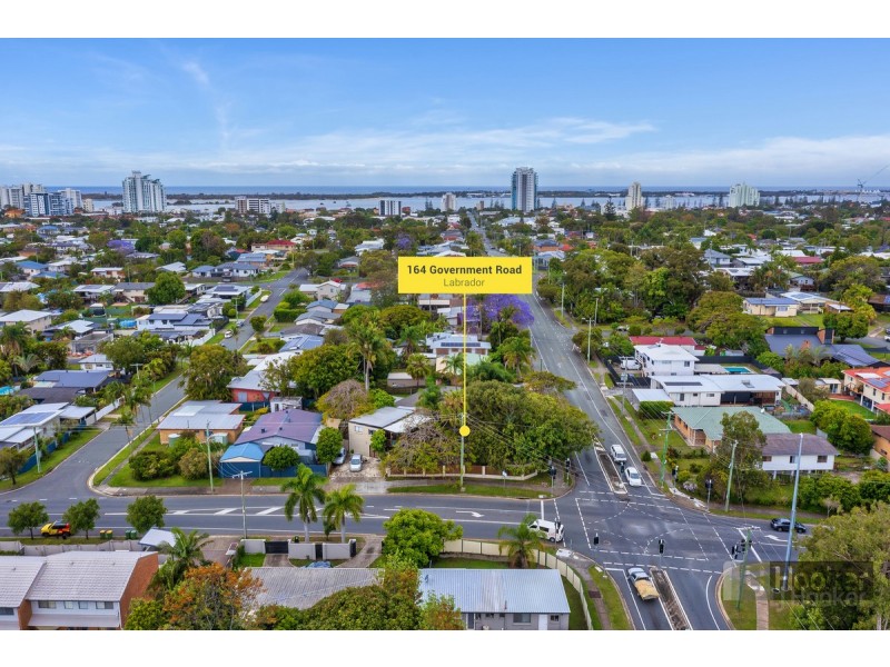 164 Government Road, Labrador QLD 4215