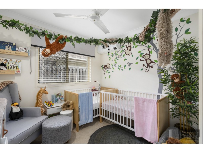 2/4 Joshua Close, Arundel QLD 4214