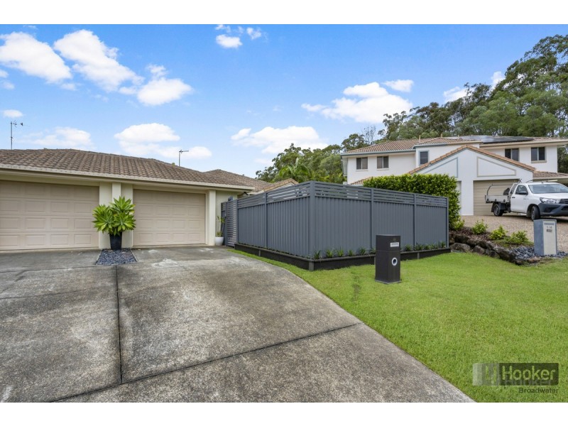 2/4 Joshua Close, Arundel QLD 4214