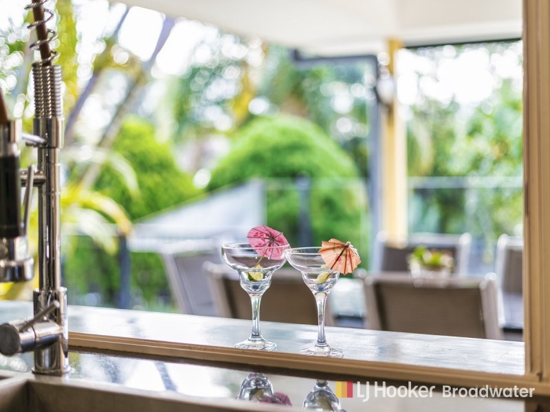 12 Grimsdyke Court, Molendinar QLD 4214