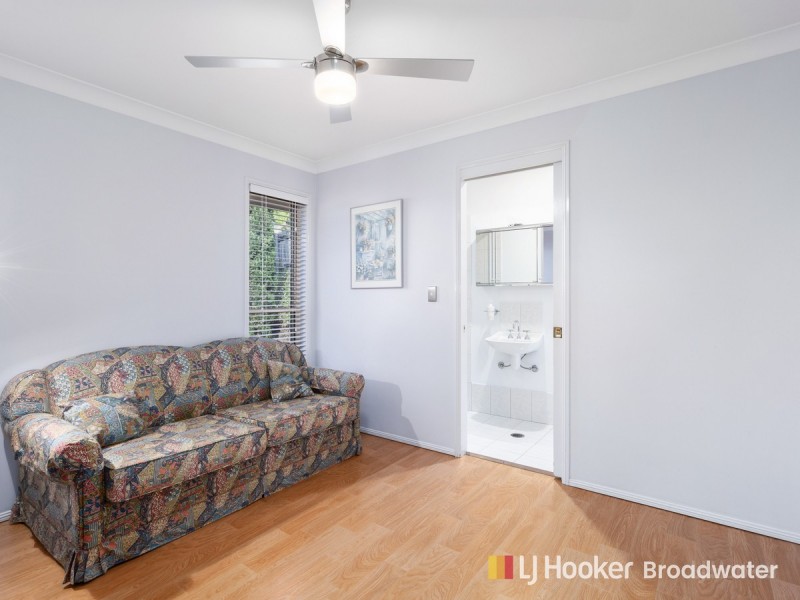 12 Grimsdyke Court, Molendinar QLD 4214