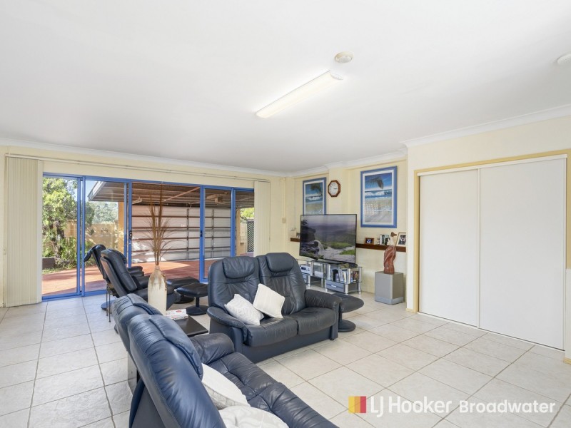 12 Grimsdyke Court, Molendinar QLD 4214