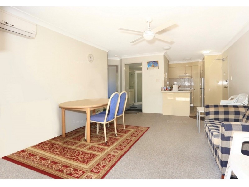 2/103-105 Frank Street, Labrador QLD 4215