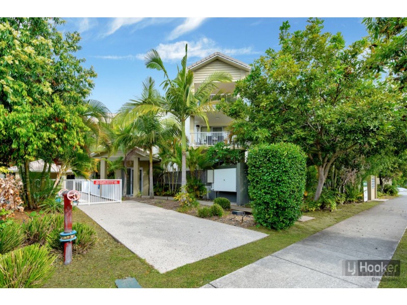 13/99-103 Muir Street, Labrador QLD 4215