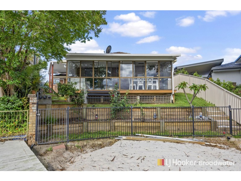 2/6 Inga Avenue, Surfers Paradise QLD 4217