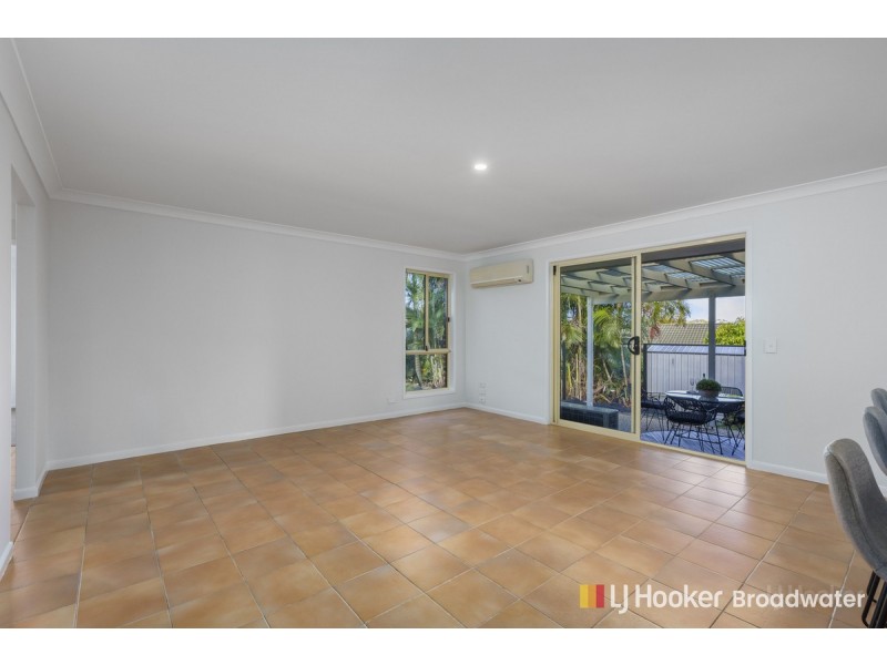 30 Gary Player Crescent, Parkwood QLD 4214