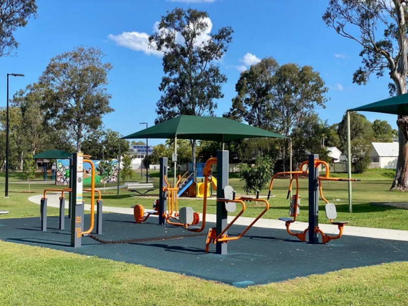 30 Gary Player Crescent, Parkwood QLD 4214