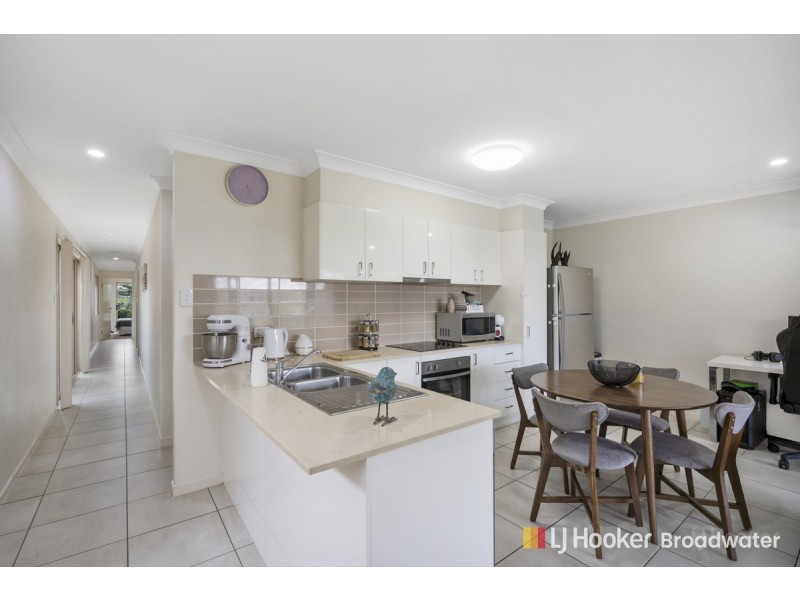 30 Milbrook Crescent, Pimpama QLD 4209