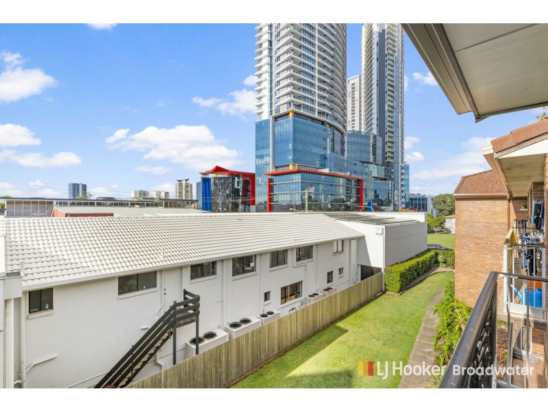 11/18 Garden Street, Southport QLD 4215