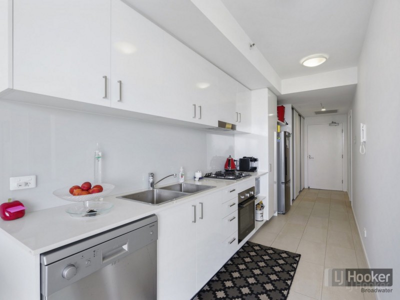 901/17 Bath Street, Labrador QLD 4215