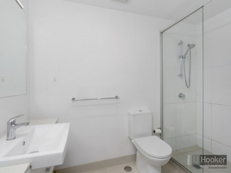 901/17 Bath Street, Labrador QLD 4215