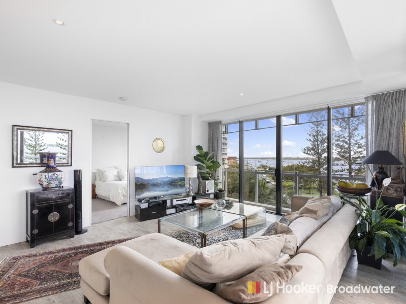 403/230 Marine Parade, Labrador QLD 4215