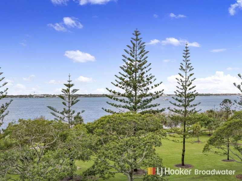 403/230 Marine Parade, Labrador QLD 4215