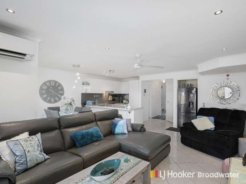 17/447 Pine Ridge Road, Runaway Bay QLD 4216