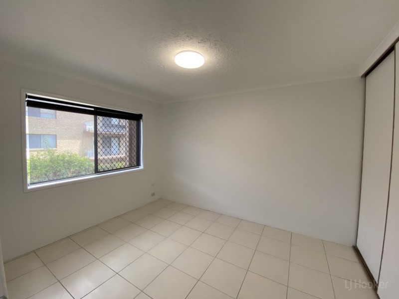 3/32 Imperial Parade, Labrador QLD 4215