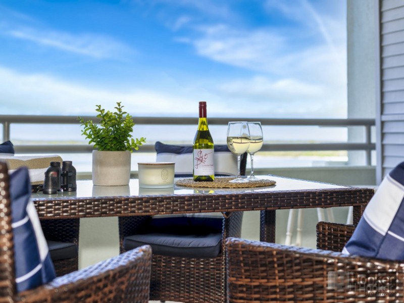 1108/360 Marine Parade, Labrador QLD 4215