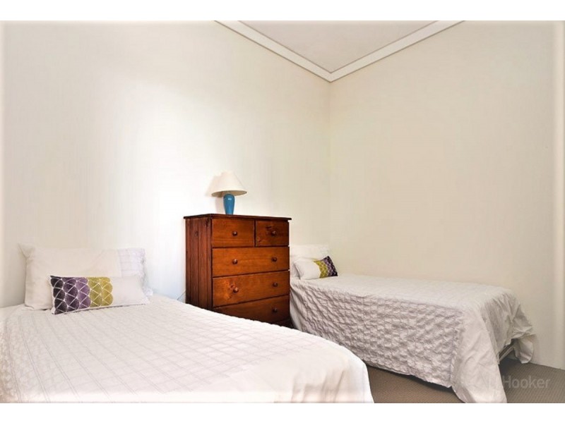 1108/360 Marine Parade, Labrador QLD 4215