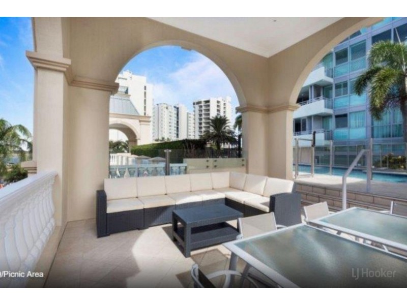 1108/360 Marine Parade, Labrador QLD 4215