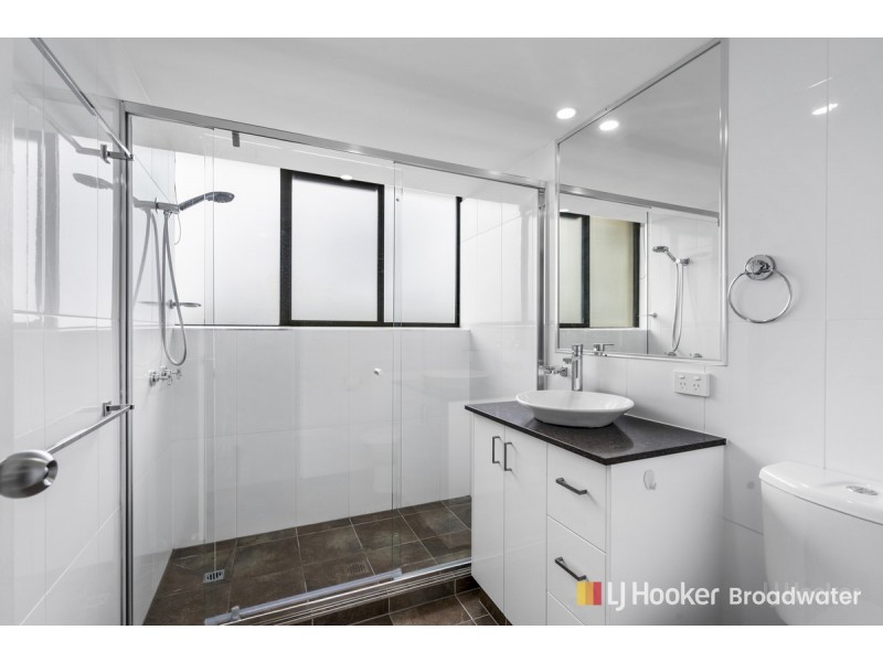 43/9 Bayview Street, Runaway Bay QLD 4216