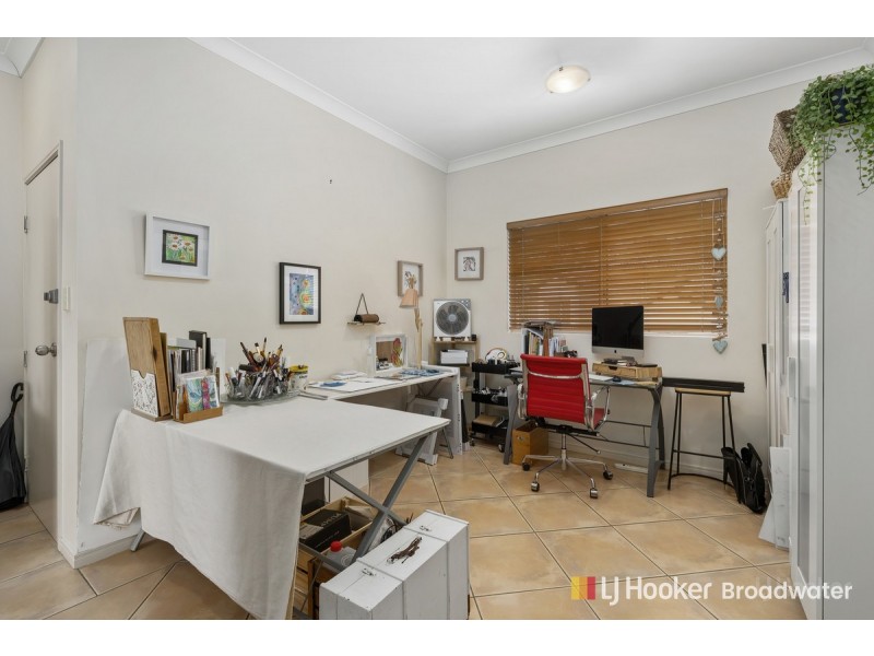 55/88-98 Limetree Parade, Runaway Bay QLD 4216