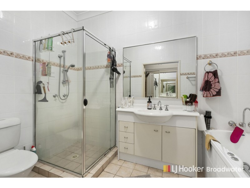 55/88-98 Limetree Parade, Runaway Bay QLD 4216