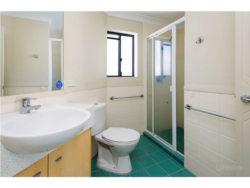 301/392 Marine Parade, Labrador QLD 4215