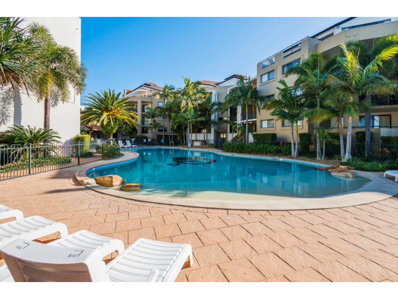 301/392 Marine Parade, Labrador QLD 4215