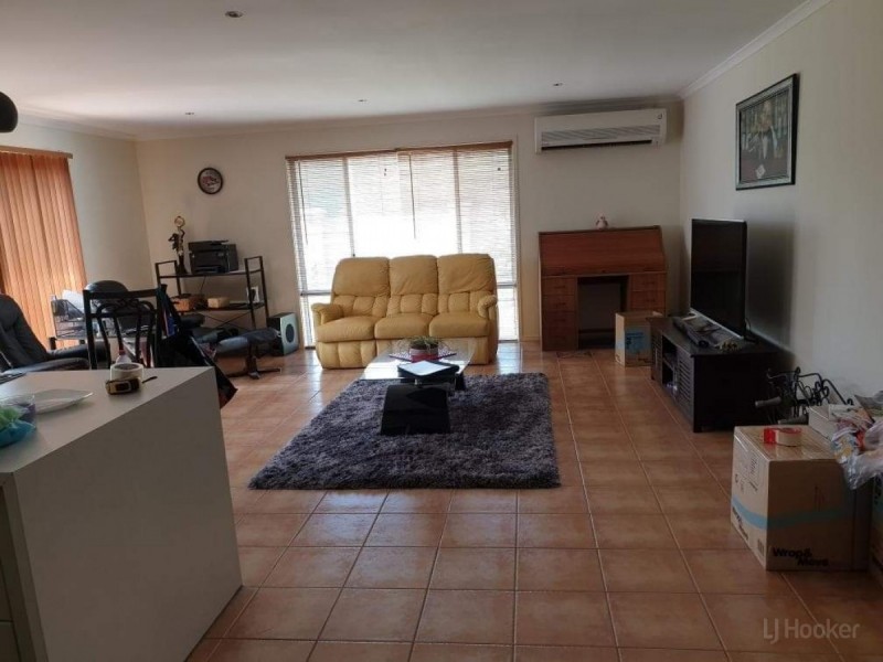 37 Audrey Avenue, Helensvale QLD 4212