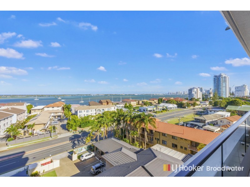 709/110 Frank Street, Labrador QLD 4215