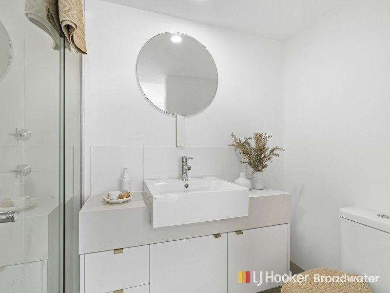 25/179 Muir Street, Labrador QLD 4215