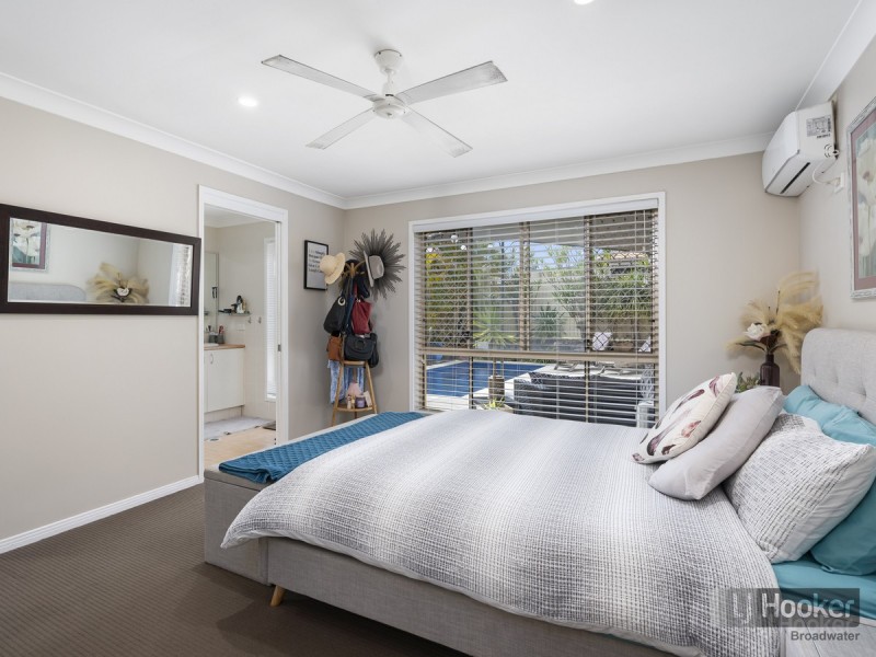 97 Christina Ryan Way, Arundel QLD 4214