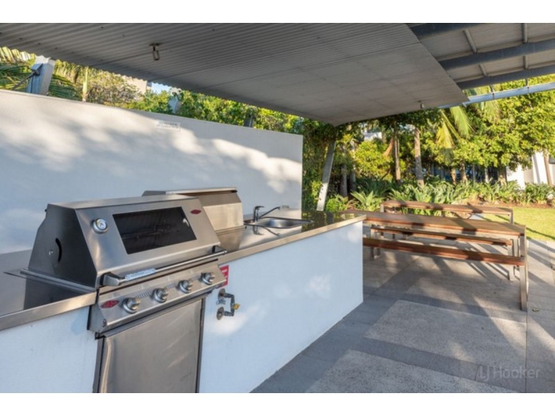 303/230 Marine Parade, Labrador QLD 4215