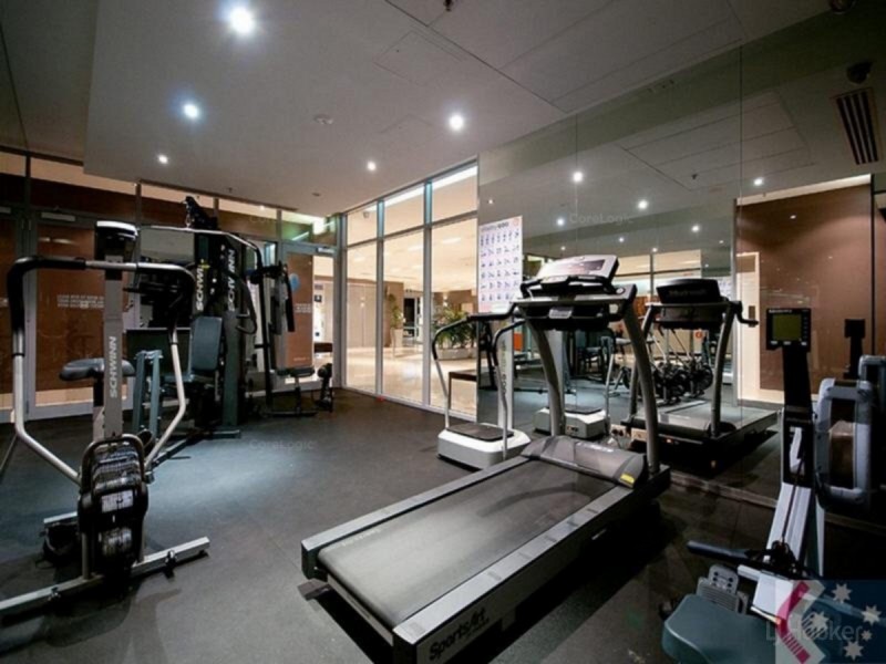 811/360 Marine Parade, Labrador QLD 4215