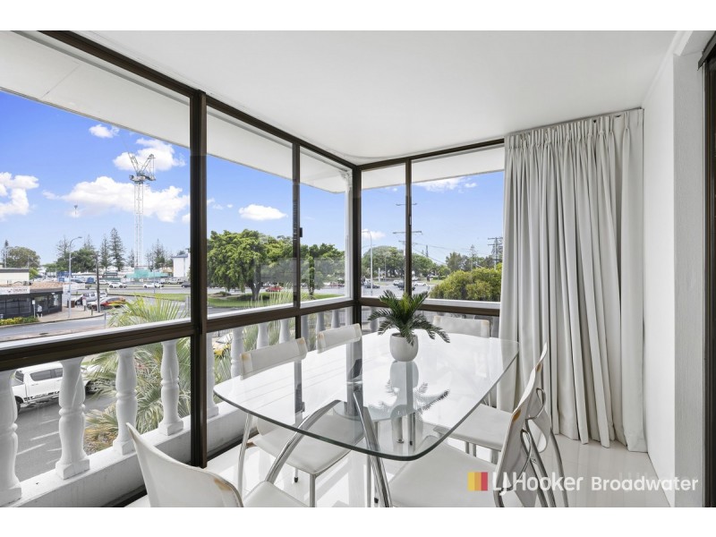 4/12 Stevens Street, Southport QLD 4215
