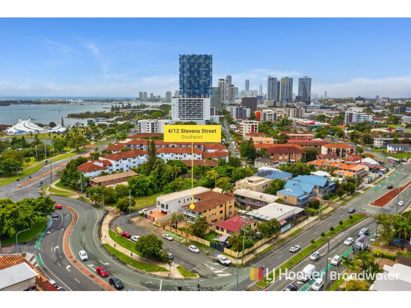 4/12 Stevens Street, Southport QLD 4215