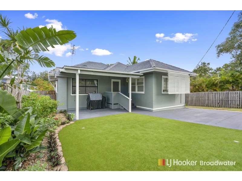 495 Pine Ridge Road, Runaway Bay QLD 4216