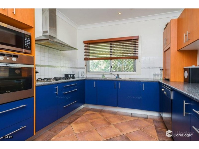 495 Pine Ridge Road, Runaway Bay QLD 4216