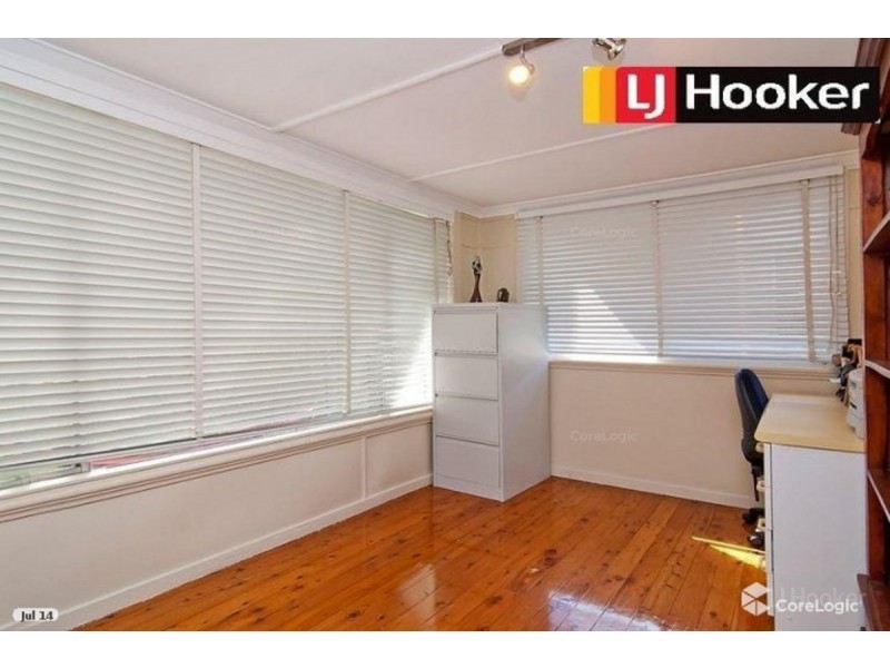 495 Pine Ridge Road, Runaway Bay QLD 4216