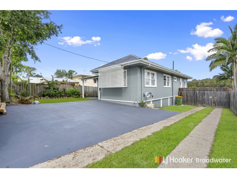 495 Pine Ridge Road, Runaway Bay QLD 4216