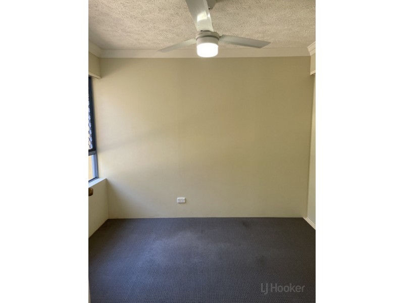 8/89 Frank Street, Labrador QLD 4215