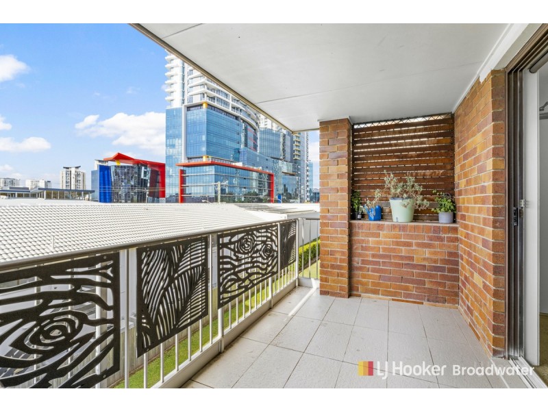 11/18 Garden Street, Southport QLD 4215