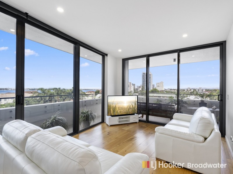 509/110 Frank Street, Labrador QLD 4215